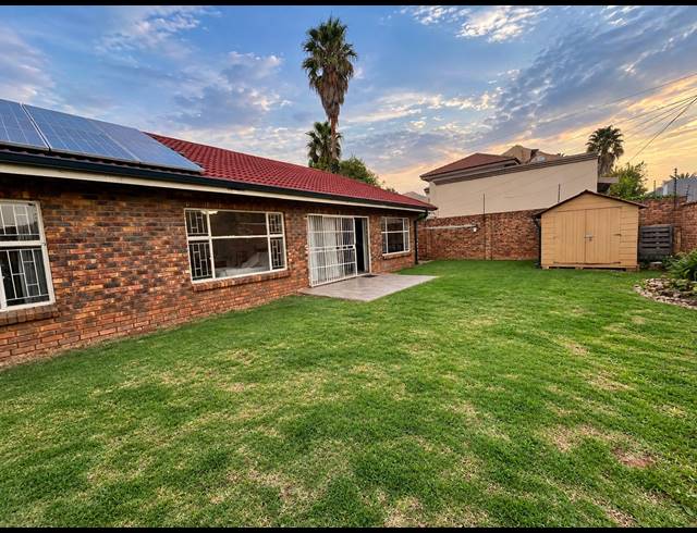 4 BEDROOM HOUSE FOR SALE IN MEYERTON EXT 6